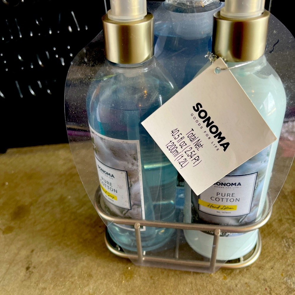 Sonoma kitchen caddy